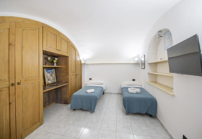 House in Praiano - Casa Il Riccio - House with garden and breathtaking view House in Praiano - Casa Il Riccio - House with garden and breathtaking view