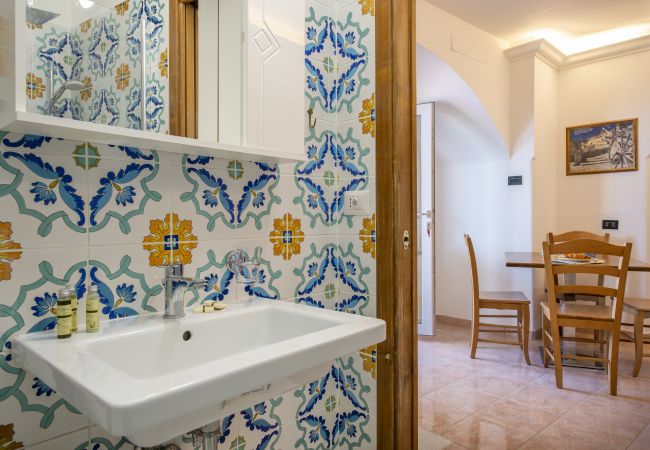 House in Praiano - Casa Il Riccio - House with garden and breathtaking view House in Praiano - Casa Il Riccio - House with garden and breathtaking view