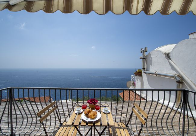 House in Praiano - Casa Il Riccio - House with garden and breathtaking view