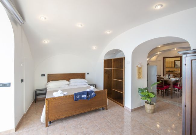House in Praiano - Casa Il Riccio - House with garden and breathtaking view House in Praiano - Casa Il Riccio - House with garden and breathtaking view