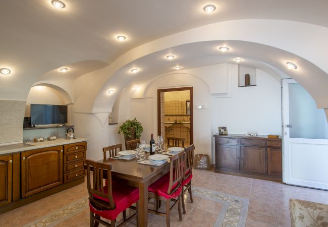 House in Praiano - Casa Il Riccio - House with garden and breathtaking view House in Praiano - Casa Il Riccio - House with garden and breathtaking view
