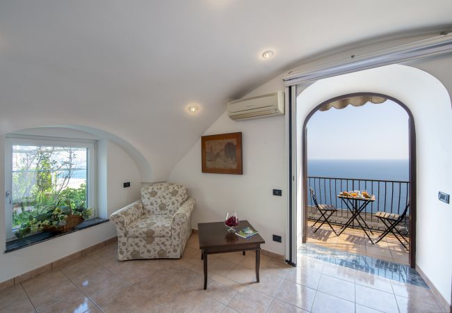 House in Praiano - Casa Il Riccio - House with garden and breathtaking view House in Praiano - Casa Il Riccio - House with garden and breathtaking view