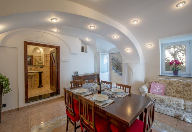 House in Praiano - Casa Il Riccio - House with garden and breathtaking view House in Praiano - Casa Il Riccio - House with garden and breathtaking view