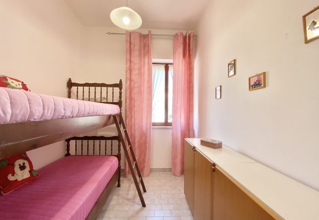 Apartment in Sperlonga - Seaside apartment with sea view