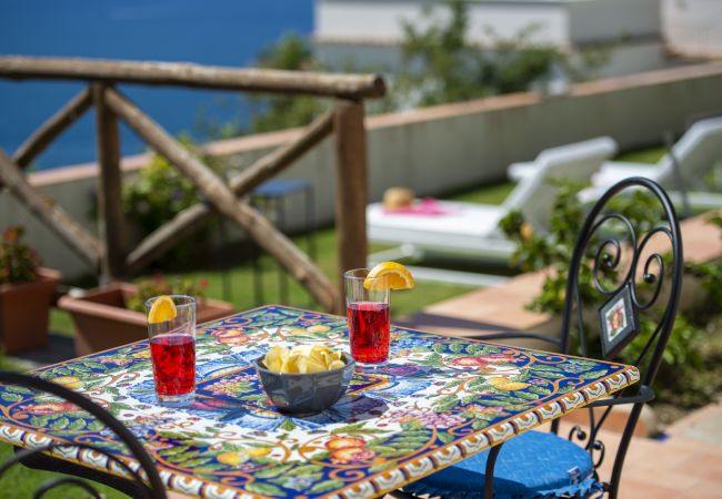 House in Praiano - Villa Euriclea - Mediterranean elegance in the heart of Praiano House in Praiano - Villa Euriclea - Mediterranean elegance in the heart of Praiano
