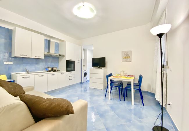Apartment in Sperlonga - New apartment 100 meters from the sea