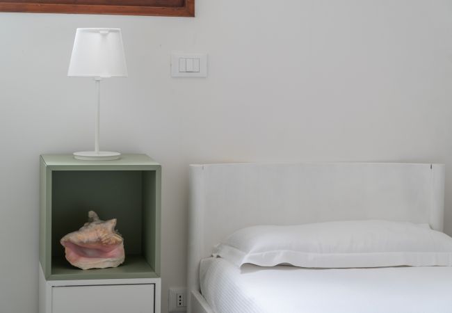 Apartment in Santa Croce - Bright Apartment on Venetian Roofs R&R Apartment in Santa Croce - Bright Apartment on Venetian Roofs R&R