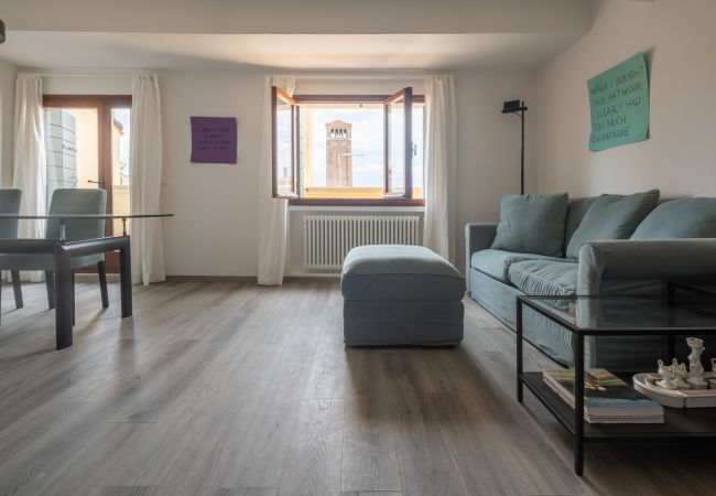 Apartment in Santa Croce - Bright Apartment on Venetian Roofs R&R Apartment in Santa Croce - Bright Apartment on Venetian Roofs R&R
