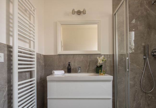 Apartment in Santa Croce - Bright Apartment on Venetian Roofs R&R Apartment in Santa Croce - Bright Apartment on Venetian Roofs R&R