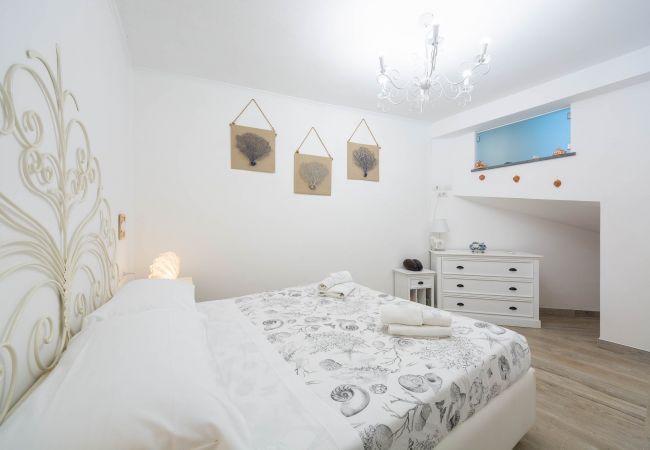 Villa in Maiori - Luxury Villa Vittoria- Villa with garden, swimming pool and jacuzzi overlooking the sea Villa in Maiori - Luxury Villa Vittoria- Villa with garden, swimming pool and jacuzzi overlooking the sea