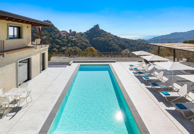 Villa in Savoca - Luxury villa with pool few km away from Taormina Villa in Savoca - Luxury villa with pool few km away from Taormina