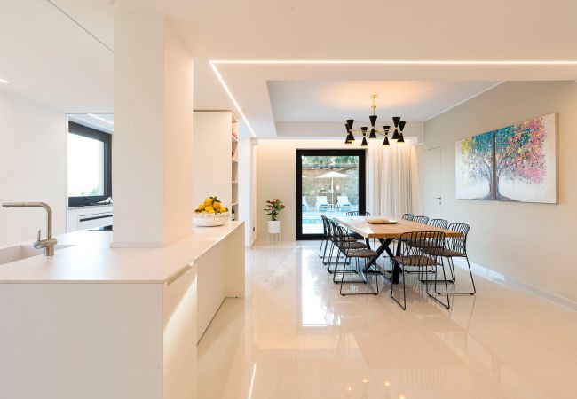 Villa in Savoca - Luxury villa with pool few km away from Taormina Villa in Savoca - Luxury villa with pool few km away from Taormina