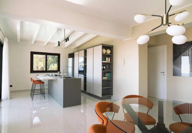 Villa in Savoca - Luxury villa with pool few km away from Taormina Villa in Savoca - Luxury villa with pool few km away from Taormina