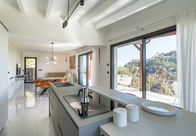 Villa in Savoca - Luxury villa with pool few km away from Taormina Villa in Savoca - Luxury villa with pool few km away from Taormina