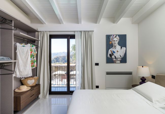 Villa in Savoca - Luxury villa with pool few km away from Taormina Villa in Savoca - Luxury villa with pool few km away from Taormina