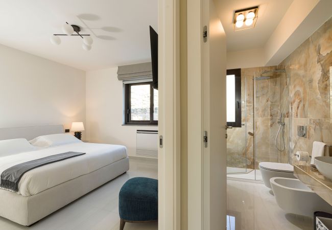 Villa in Savoca - Luxury villa with pool few km away from Taormina Villa in Savoca - Luxury villa with pool few km away from Taormina