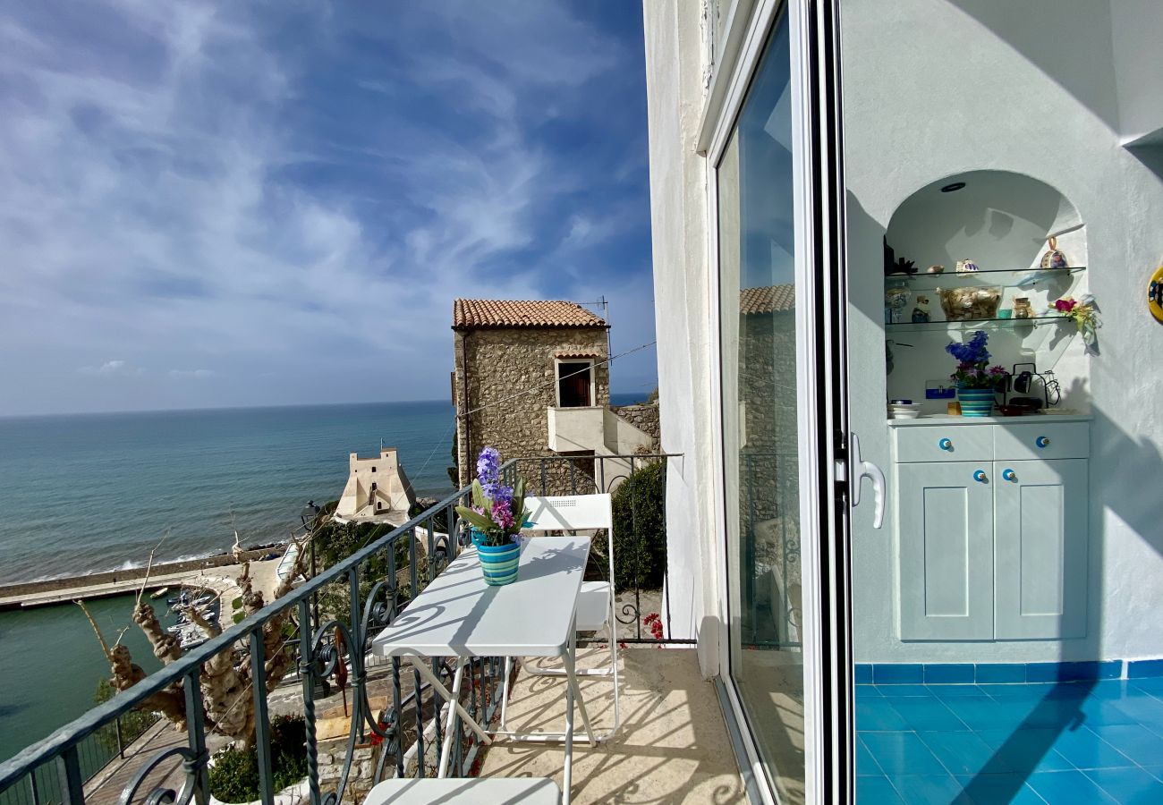 Apartment in Sperlonga - Nice apartment with stunning views