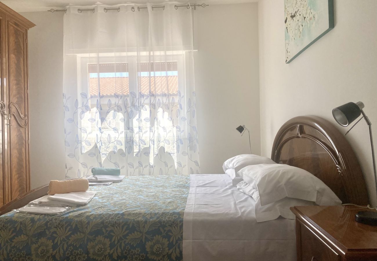 Apartment in Sperlonga - Bright apartment a stone's throw from the sea
