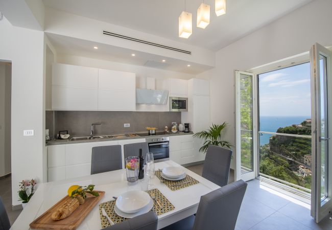 Villa in Amalfi - Villa Donna Rachele - Sea view Jacuzzi and Free Parking Villa in Amalfi - Villa Donna Rachele - Sea view Jacuzzi and Free Parking