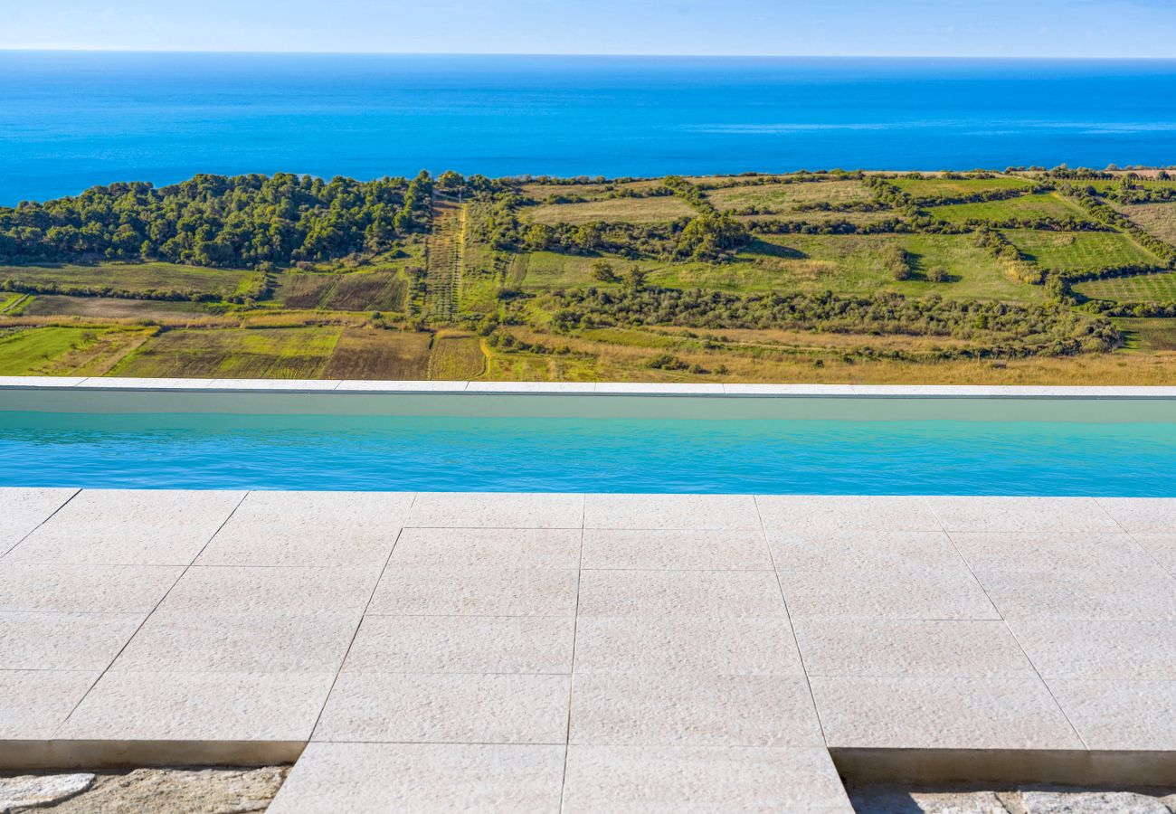 Villa in Siculiana - Great villa with pool and sea view