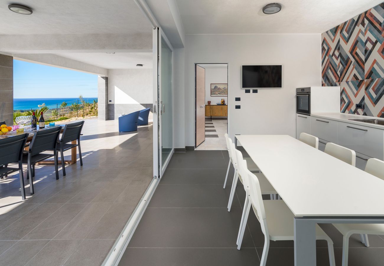 Villa in Siculiana - Great villa with pool and sea view