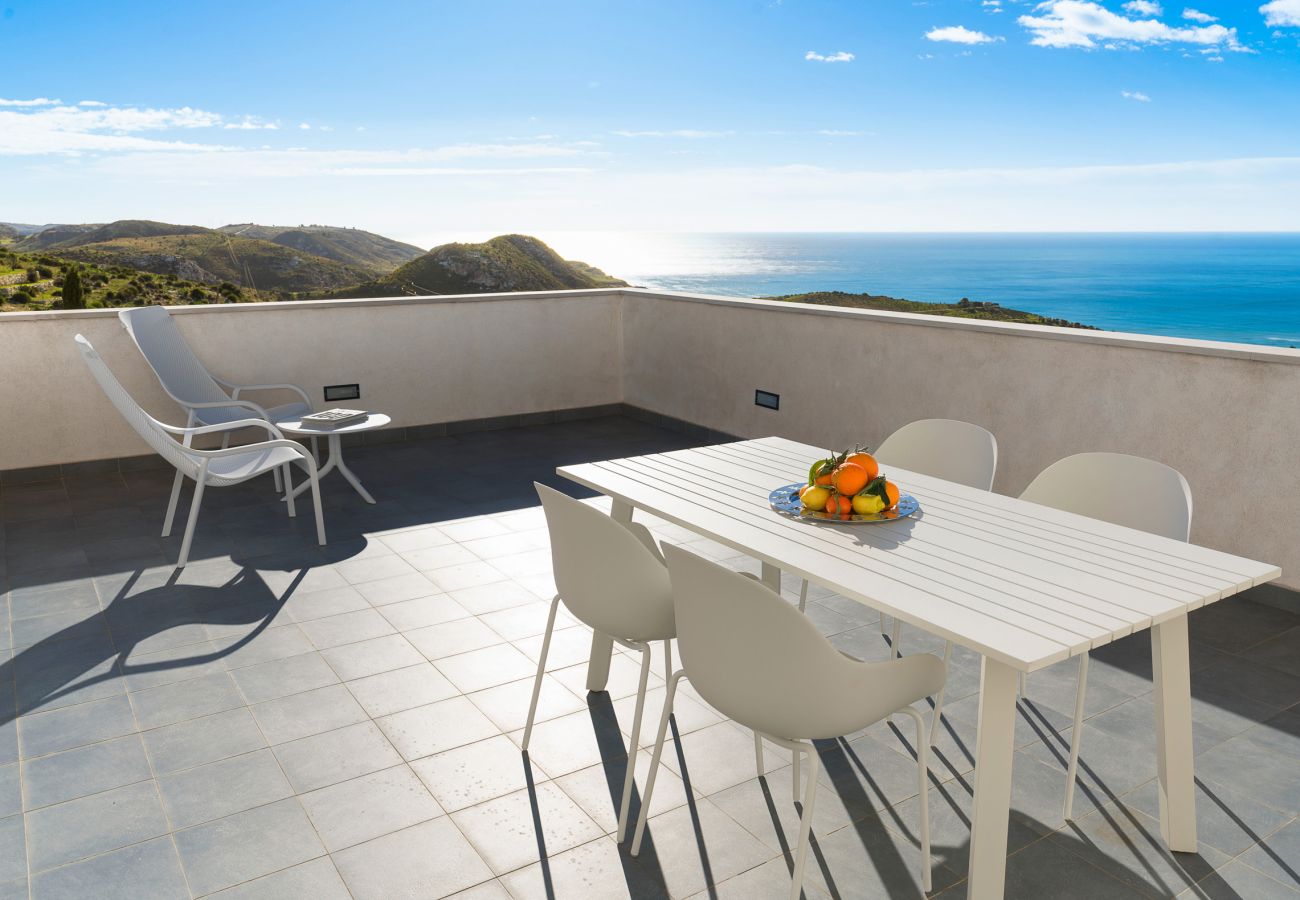 Villa in Siculiana - Great villa with pool and sea view