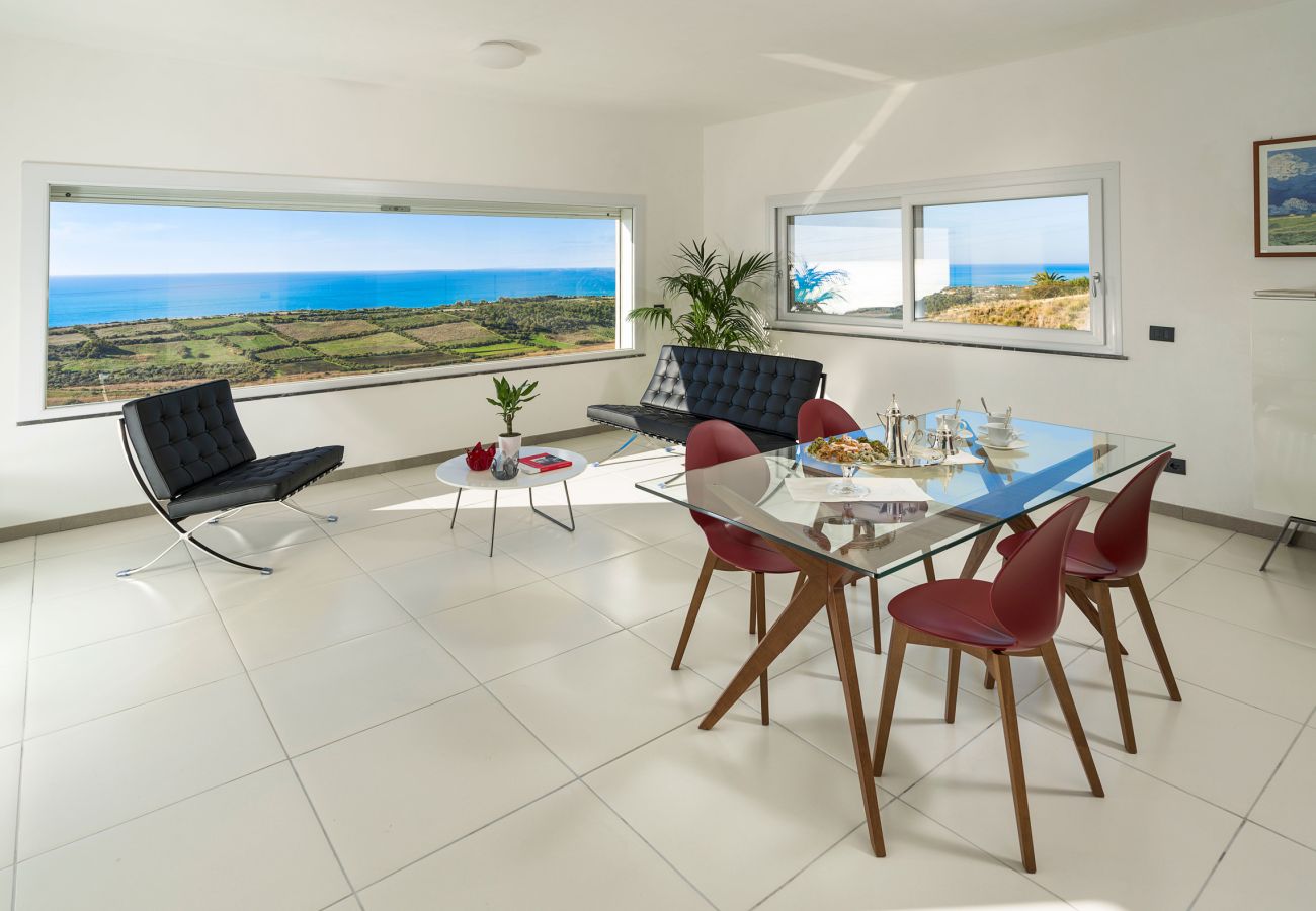 Villa in Siculiana - Great villa with pool and sea view