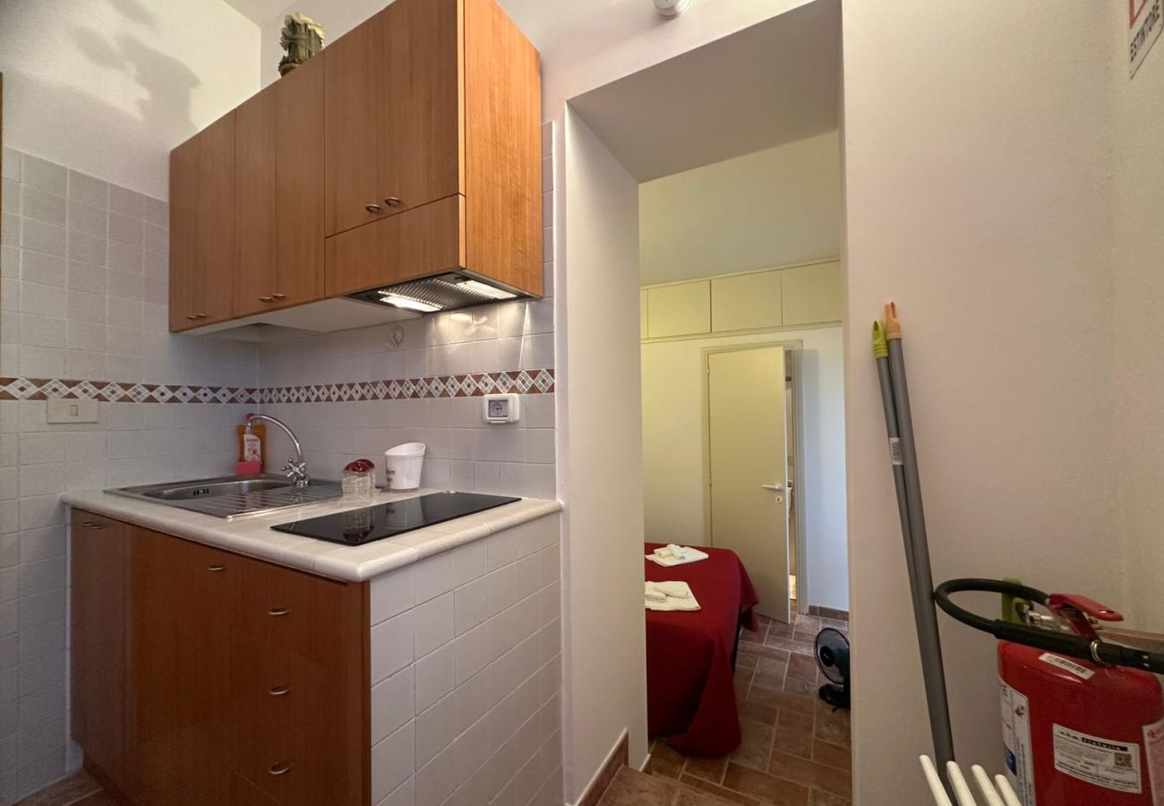 Apartment in Sperlonga - Charming historic alley home – holidaycasa tony