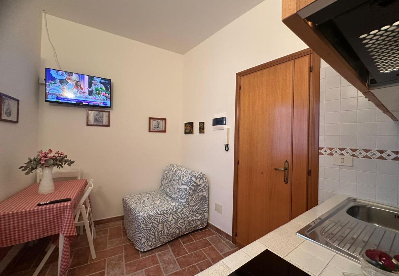 Apartment in Sperlonga - Charming historic alley home – holidaycasa tony