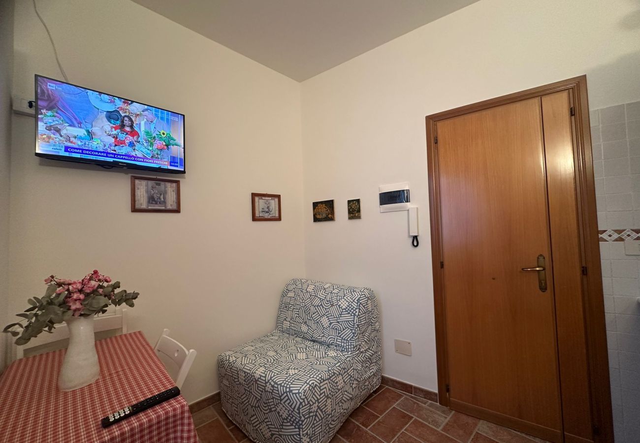 Apartment in Sperlonga - Charming historic alley home – holidaycasa tony