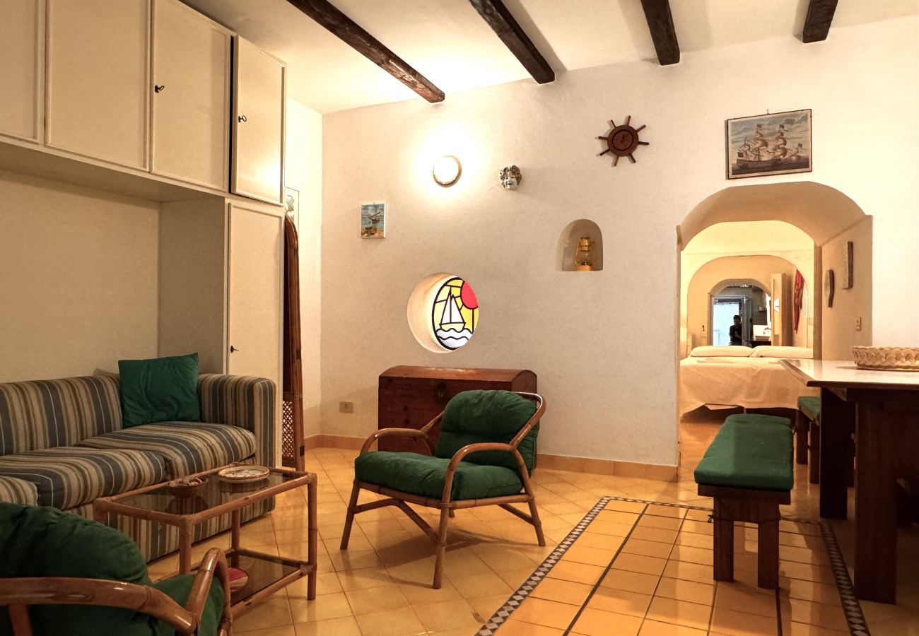 Apartment in Sperlonga - Typical house in the alleys