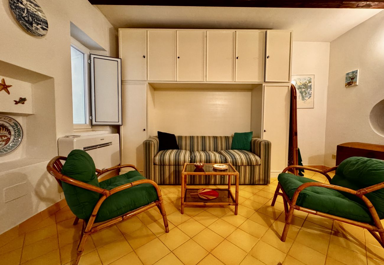 Apartment in Sperlonga - Typical house in the alleys