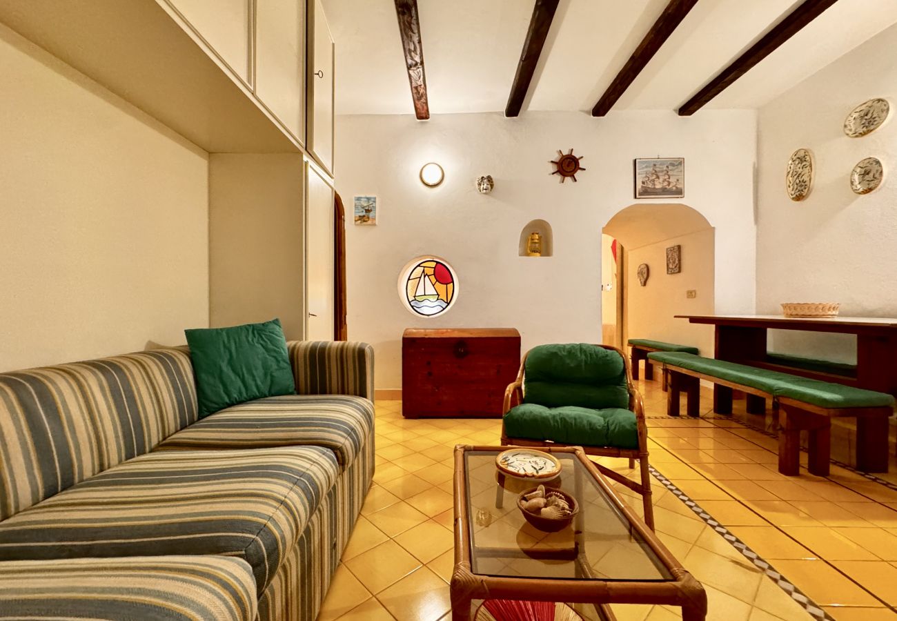 Apartment in Sperlonga - Typical house in the alleys