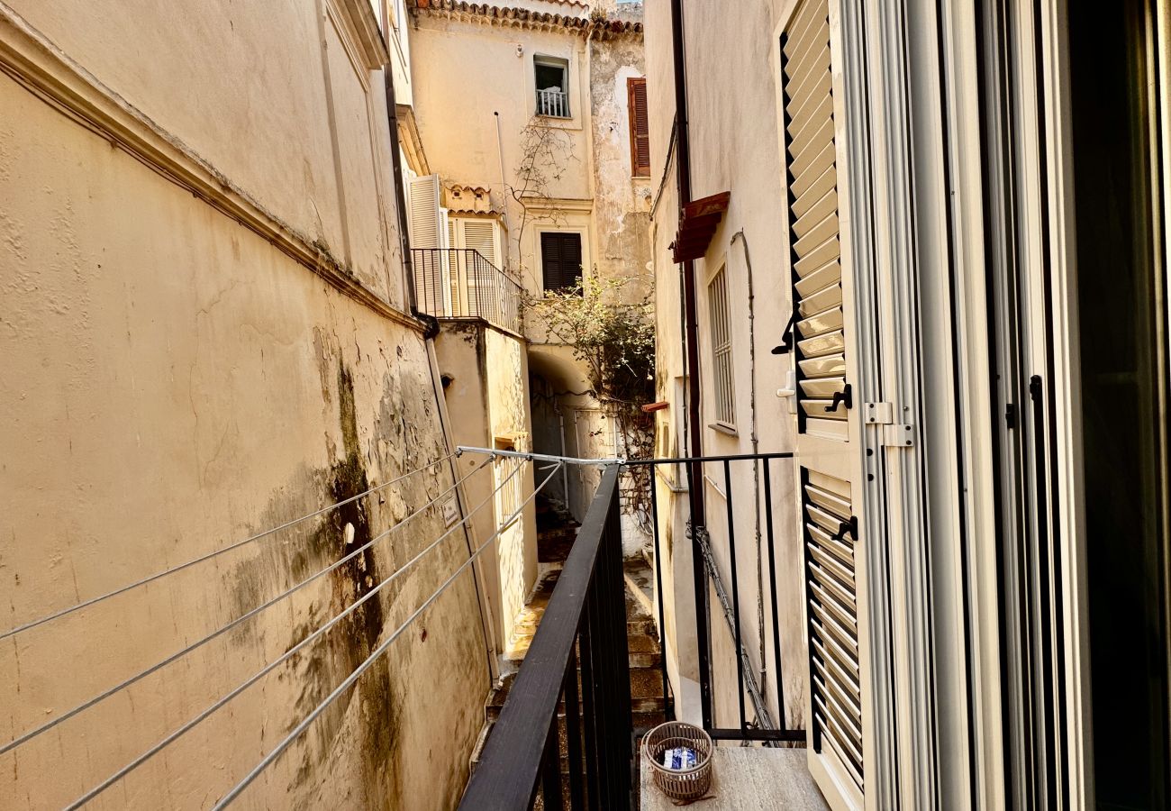 Apartment in Sperlonga - Charming, cozy one-bedroom flat