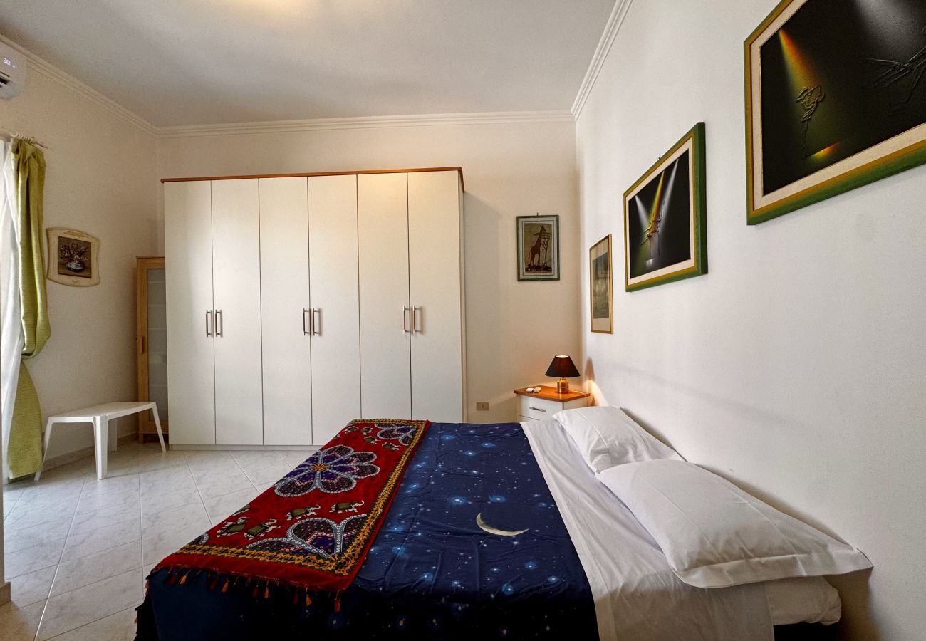 Apartment in Sperlonga - Comfortable apartment 100 mt from the beach 