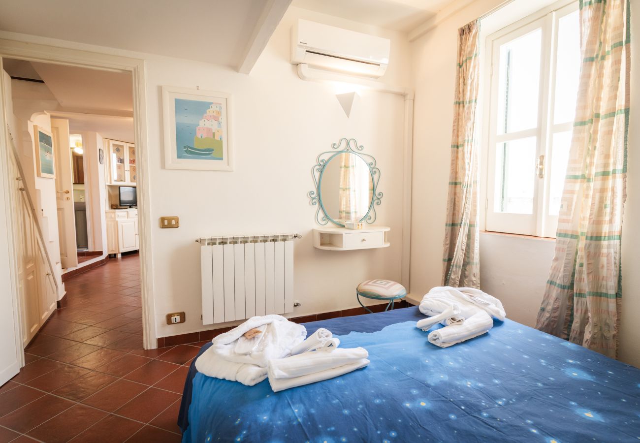 Apartment in Sperlonga - Lovely apartment in the heart of the historic center