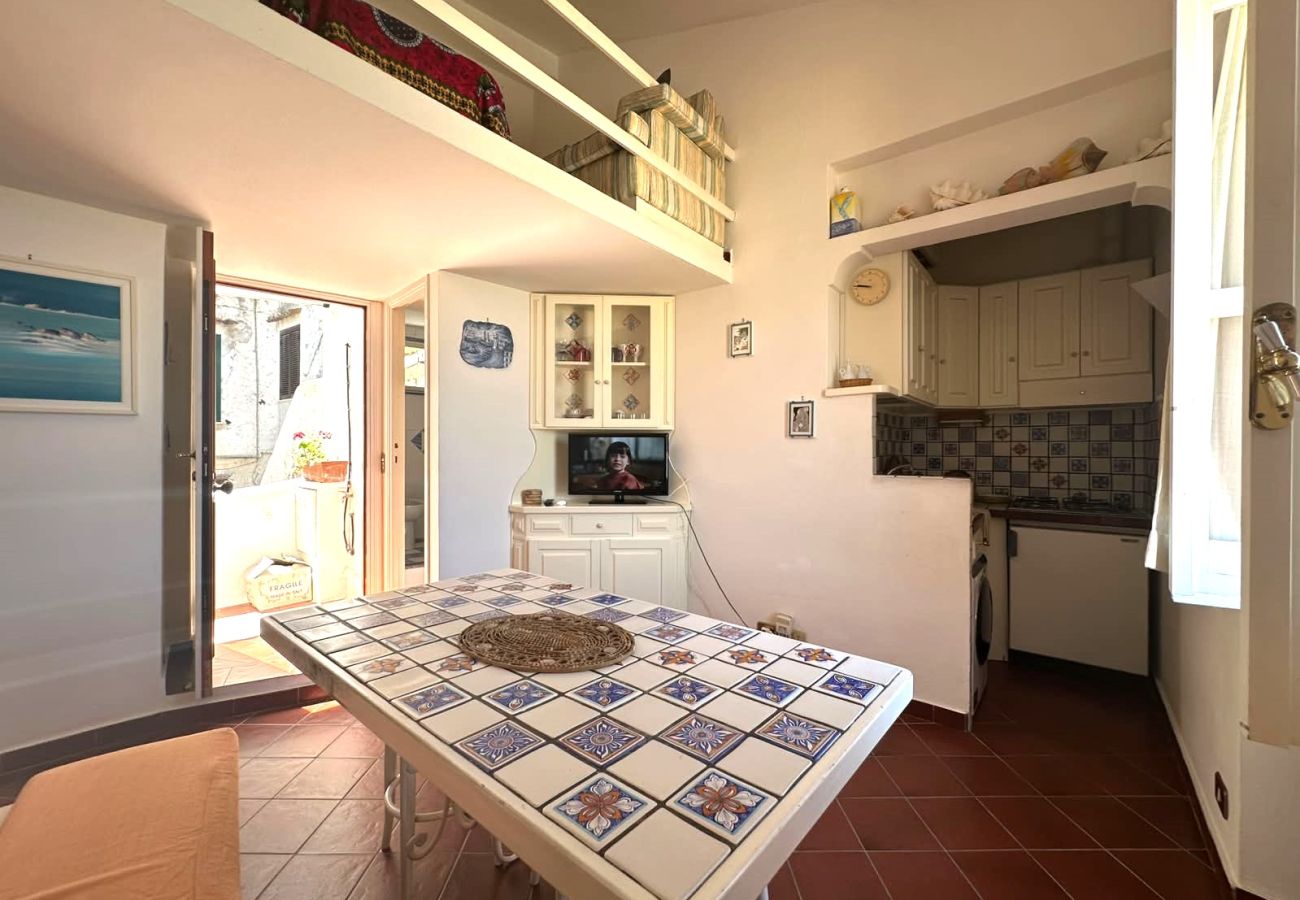 Apartment in Sperlonga - Lovely apartment in the heart of the historic center