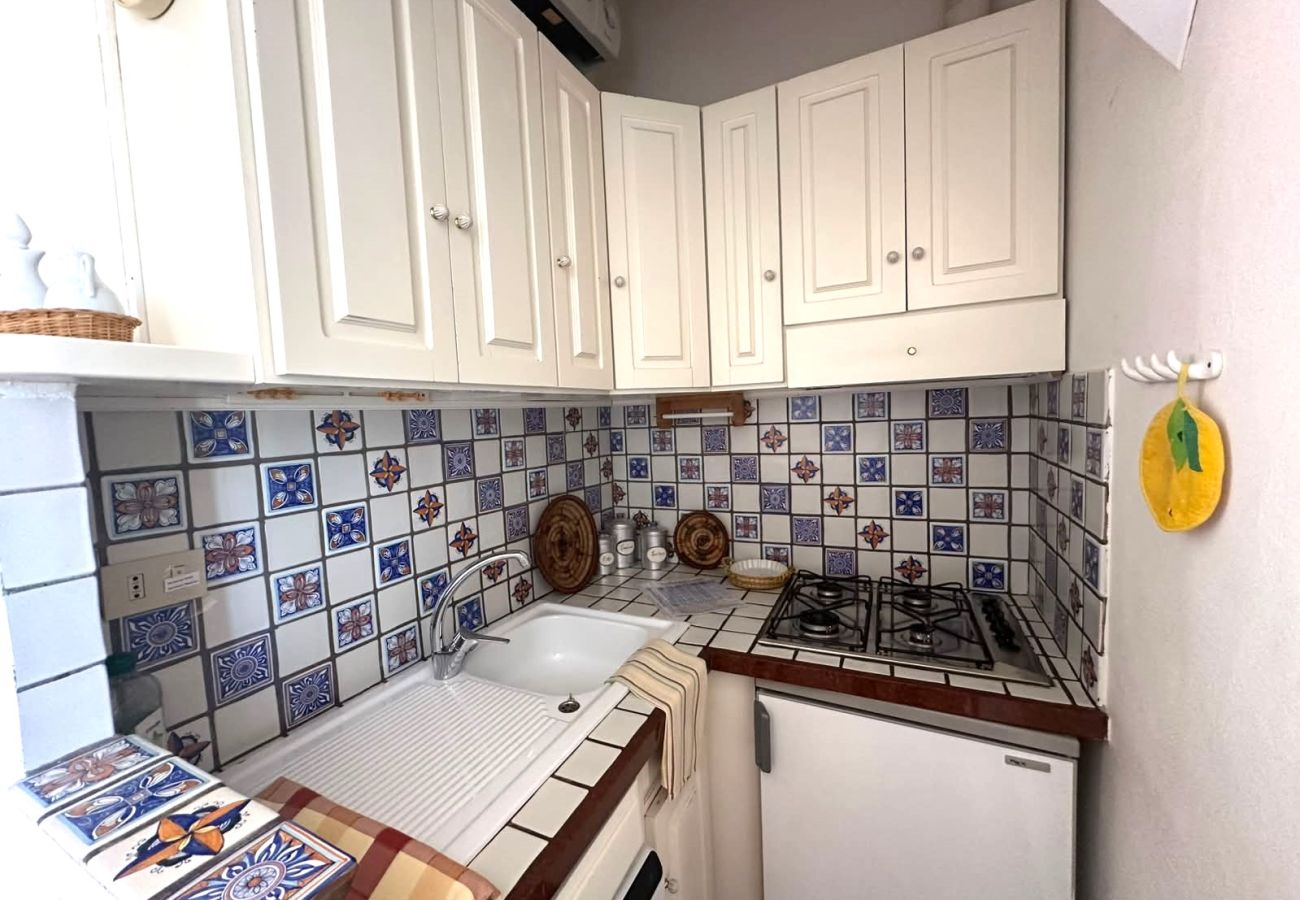Apartment in Sperlonga - Lovely apartment in the heart of the historic center