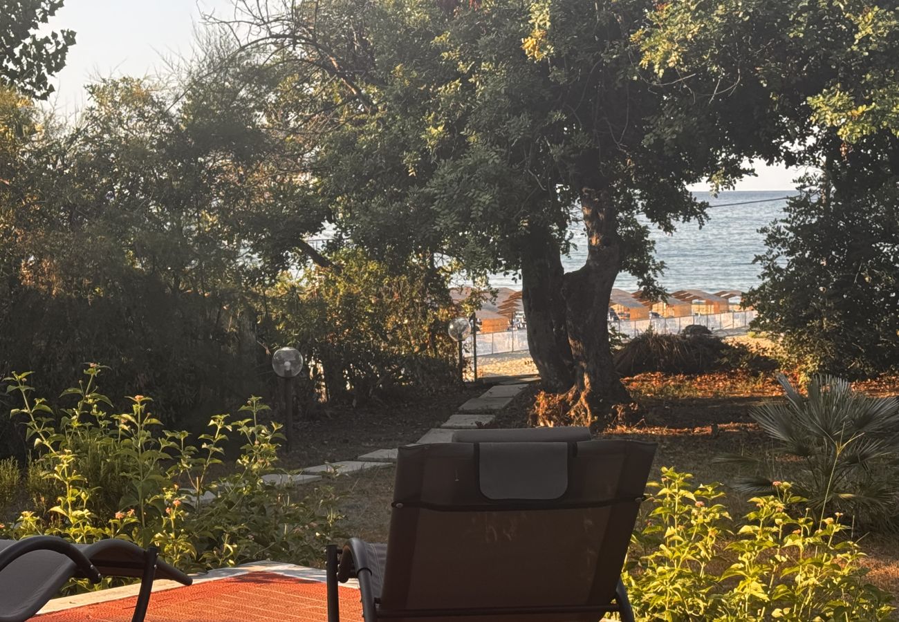 Apartment in Sperlonga - Appartamento con accesso diretto al mare 