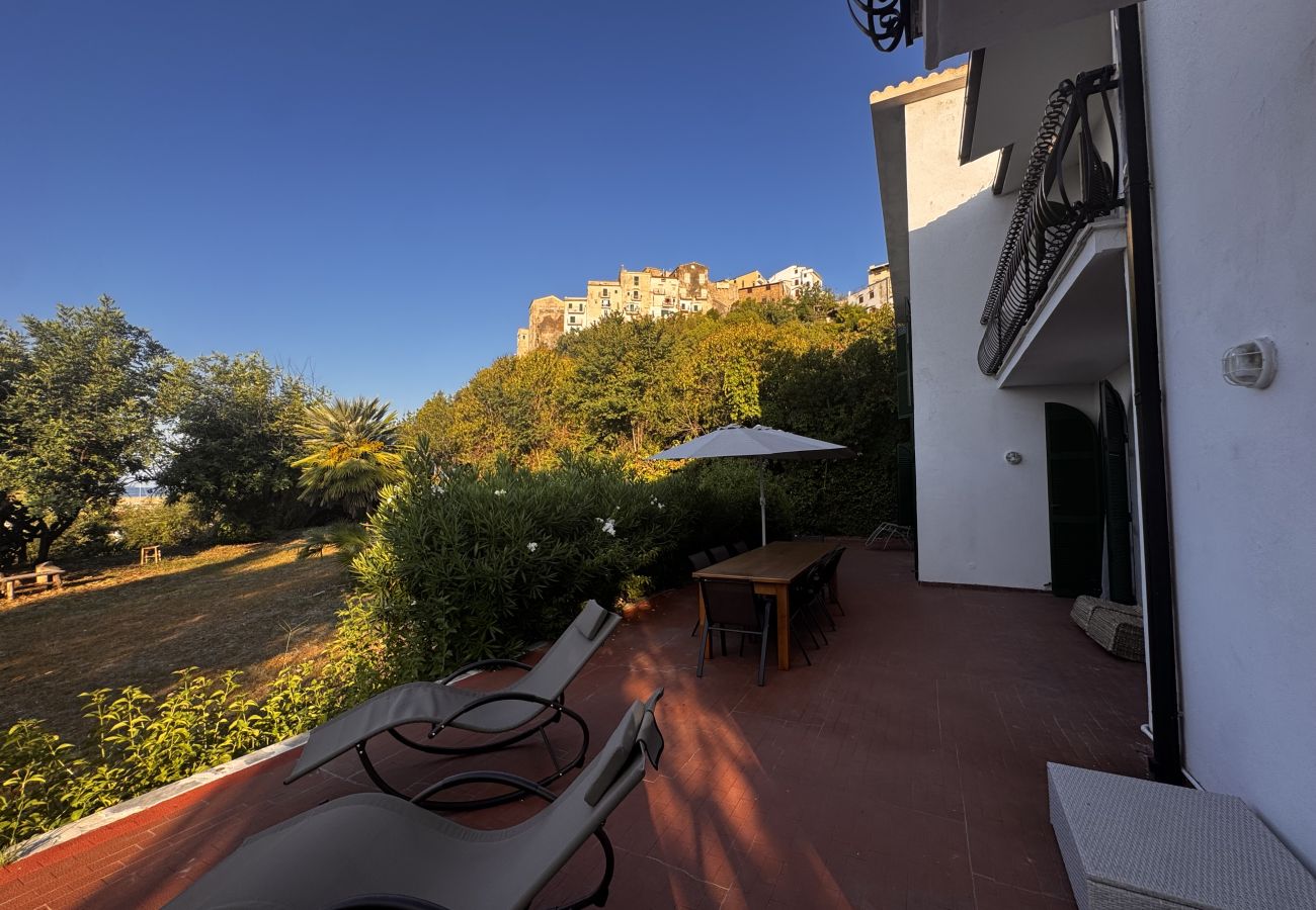 Apartment in Sperlonga - Appartamento con accesso diretto al mare 