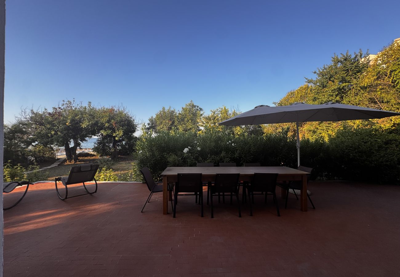 Apartment in Sperlonga - Appartamento con accesso diretto al mare 