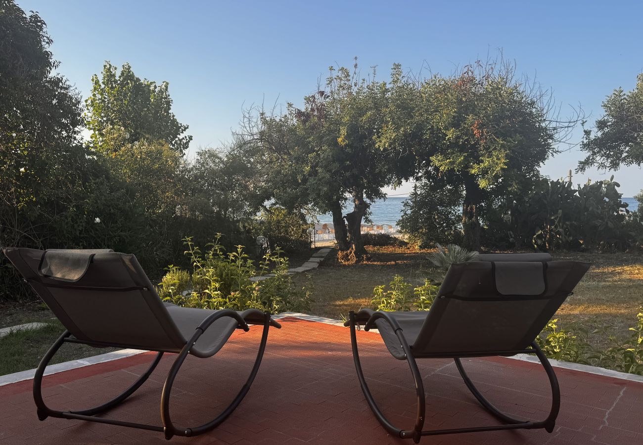 Apartment in Sperlonga - Appartamento con accesso diretto al mare 