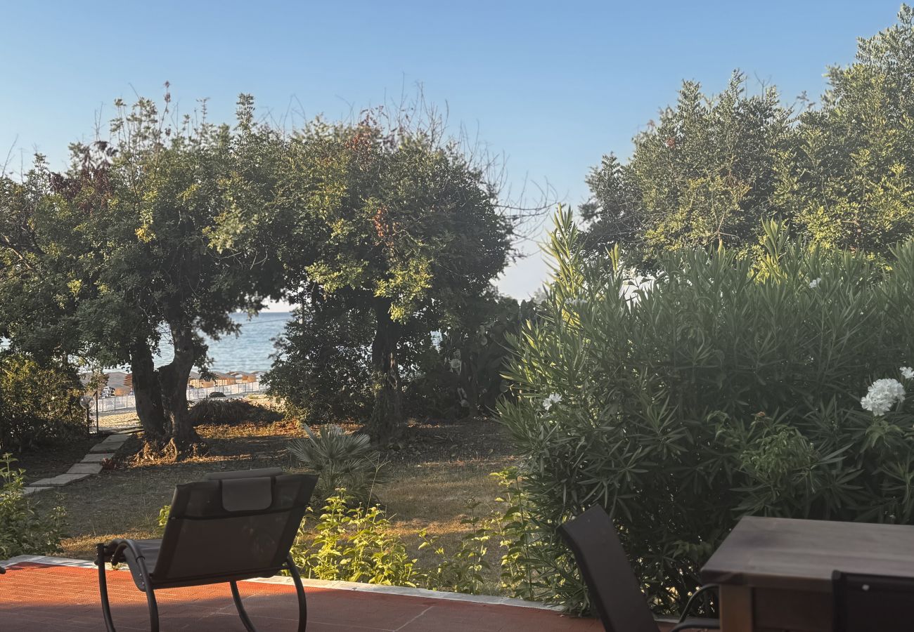 Apartment in Sperlonga - Appartamento con accesso diretto al mare 