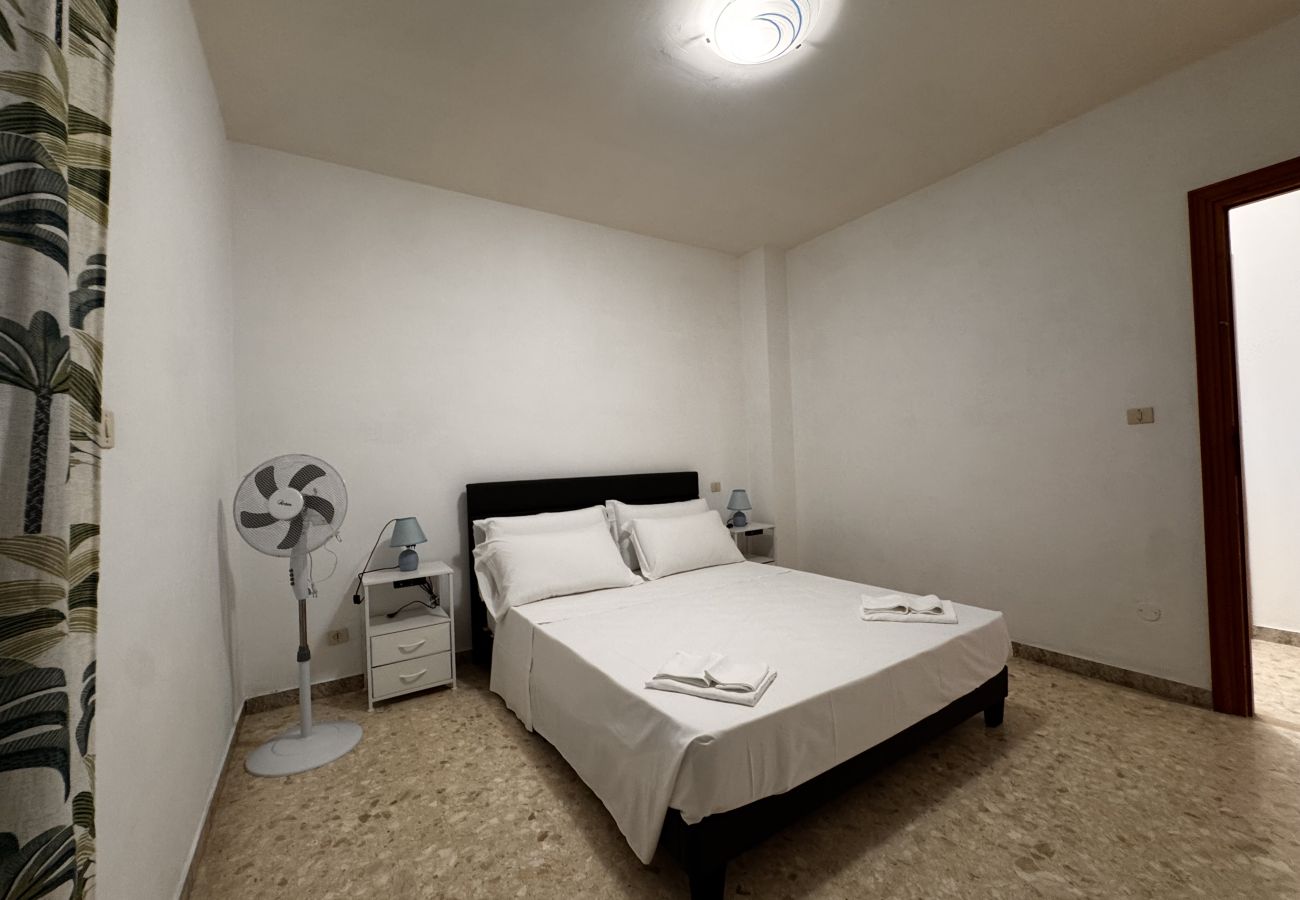 Apartment in Sperlonga - Casa vista mare sul mare 
