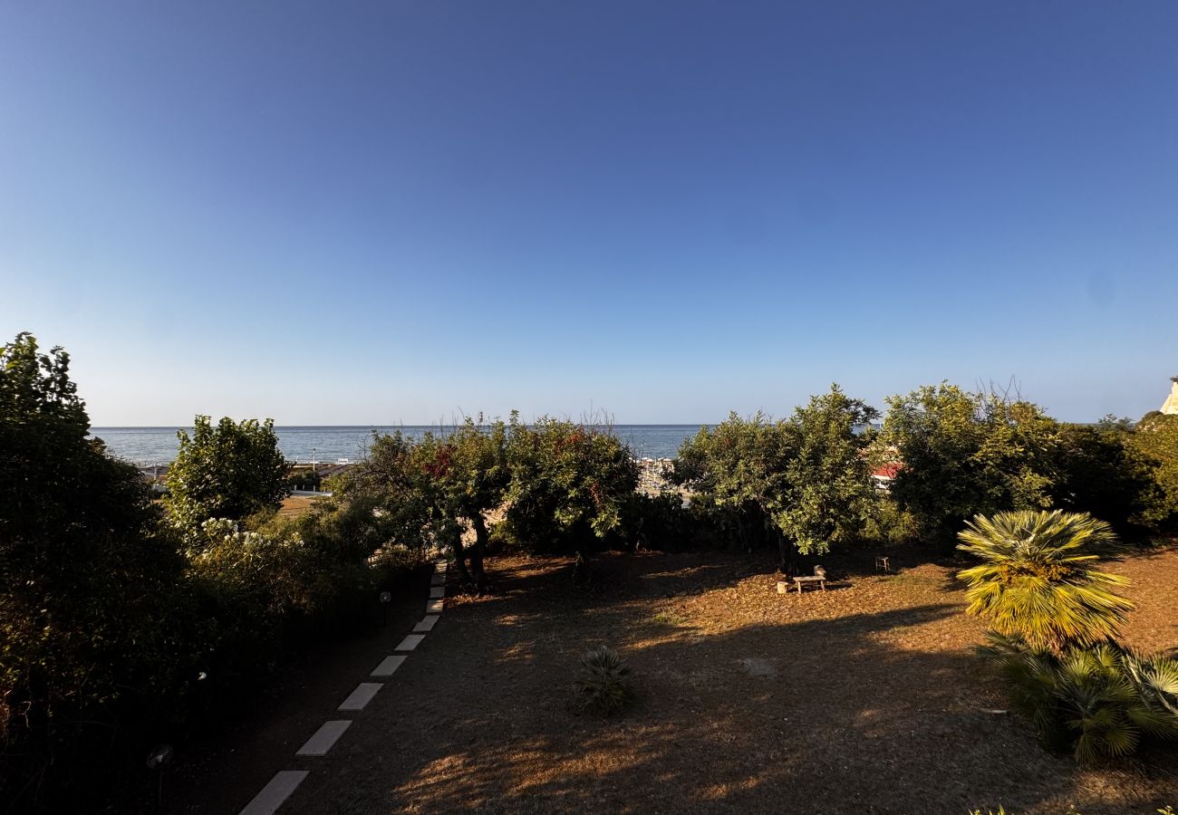 Apartment in Sperlonga - Casa vista mare sul mare 