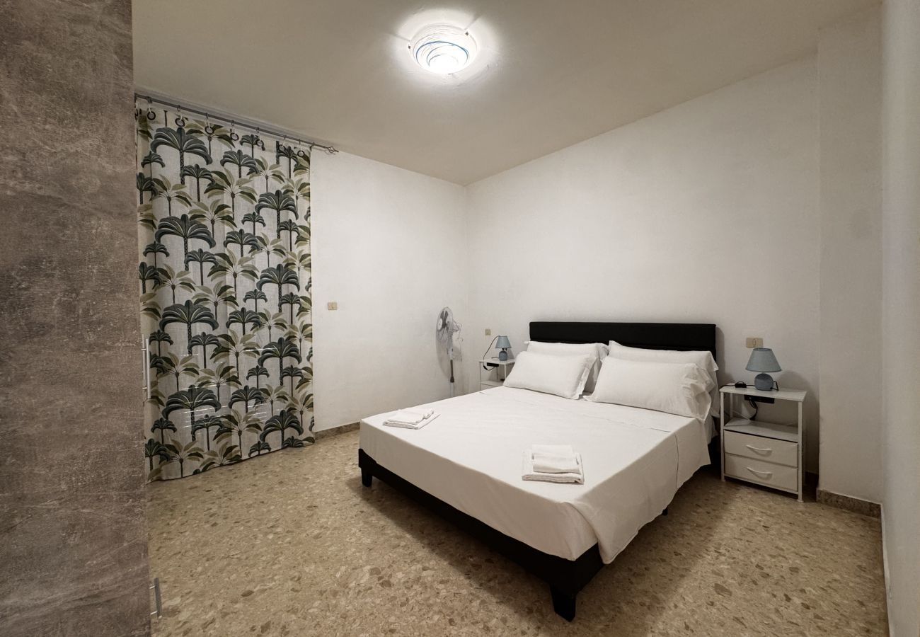 Apartment in Sperlonga - Casa vista mare sul mare 