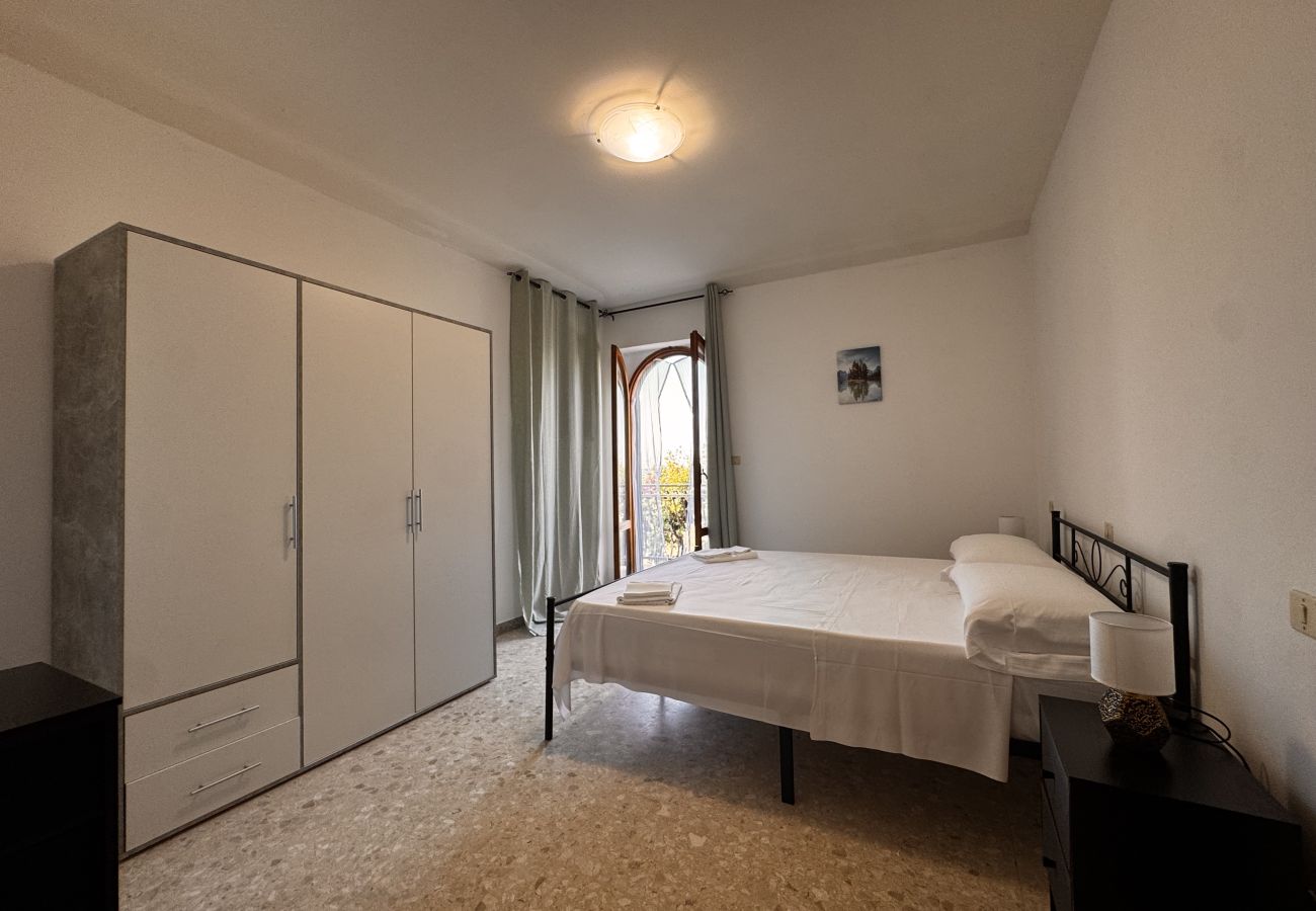 Apartment in Sperlonga - Casa vista mare sul mare 