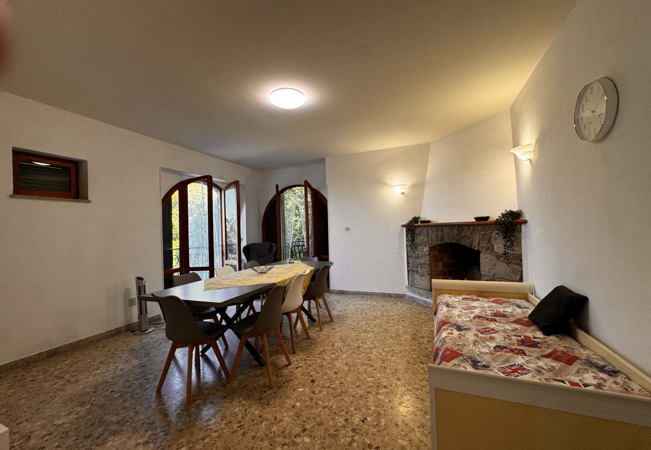 Apartment in Sperlonga - Casa vista mare sul mare 