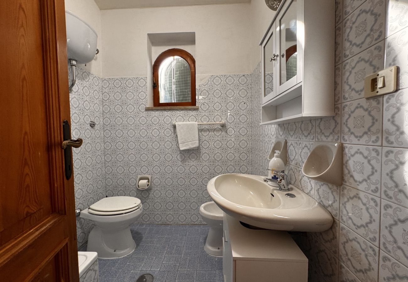 Apartment in Sperlonga - Casa vista mare sul mare 