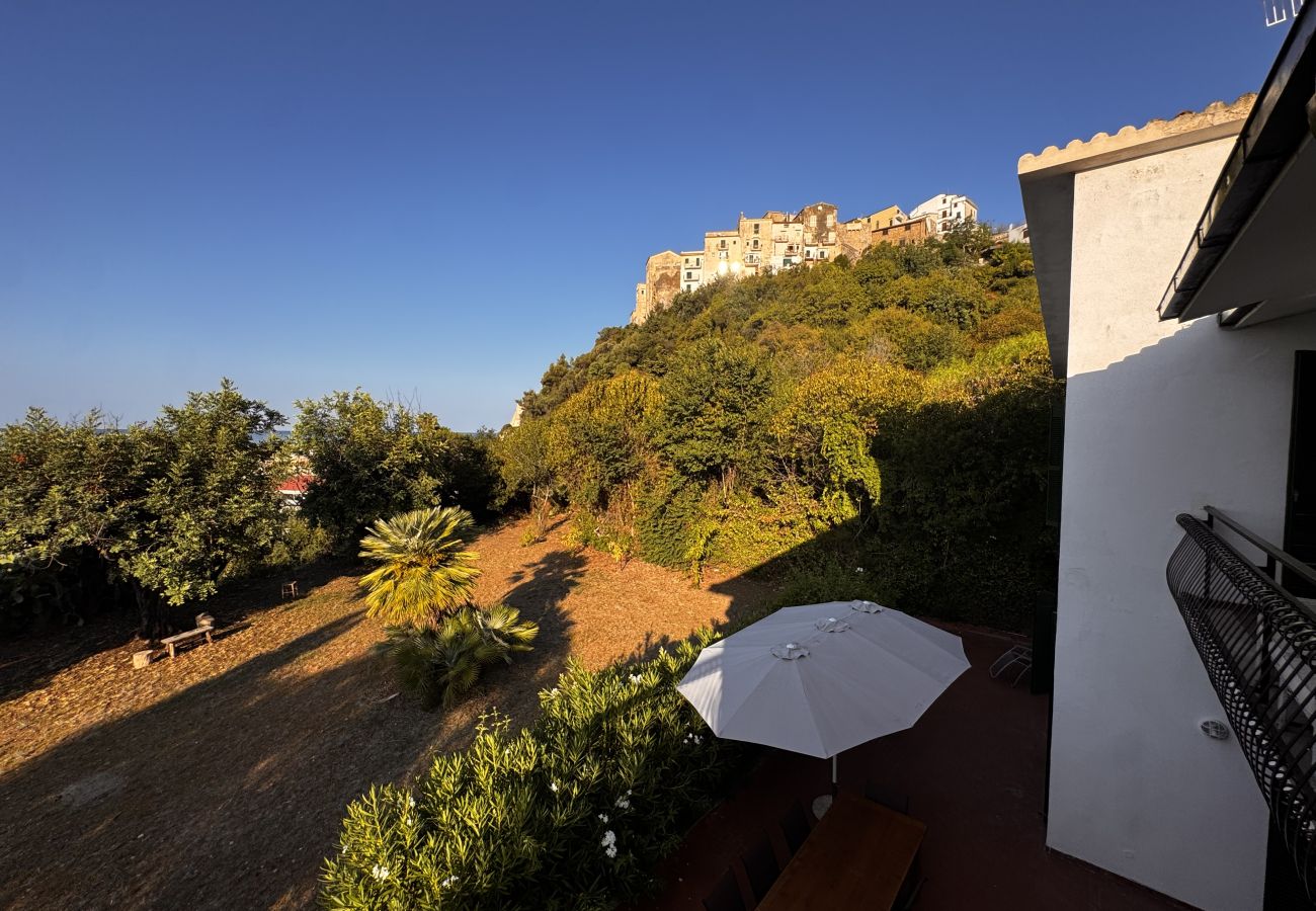 Apartment in Sperlonga - Casa vista mare sul mare 